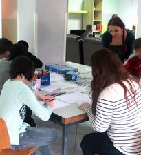 Studenti HKS-a u posjeti djeci u Caritasovoj Kući sv. Franje
